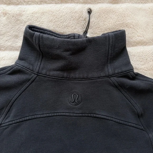 Lululemon Scuba Oversized Funnel Neck Shirt Black Size M/L - Picture 5 of 6